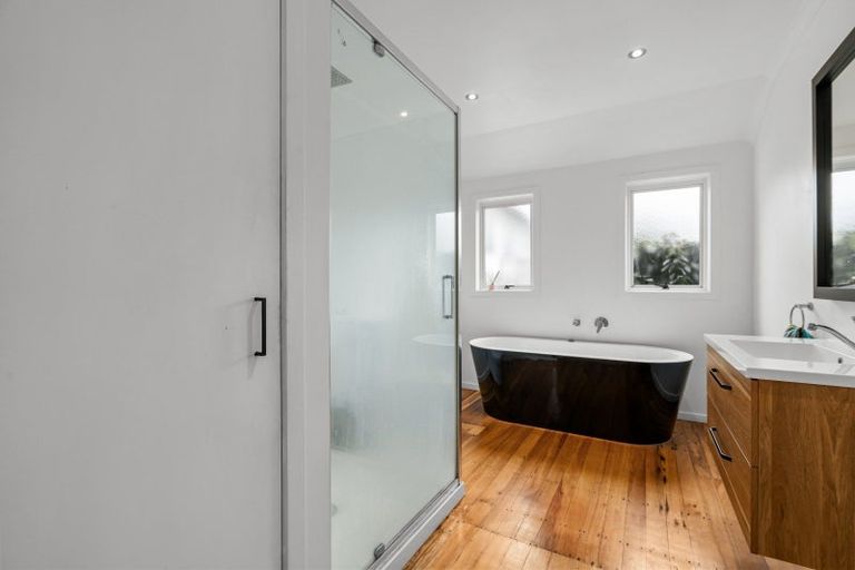 Photo of property in 34 Hamilton Road, Cambridge, 3434