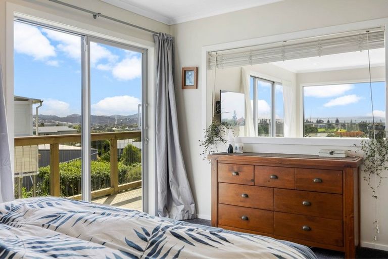 Photo of property in 2/17 Moffat Road, Red Beach, 0932