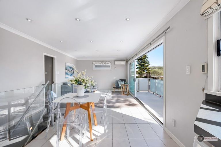 Photo of property in 225 Muritai Road, Eastbourne, Lower Hutt, 5013