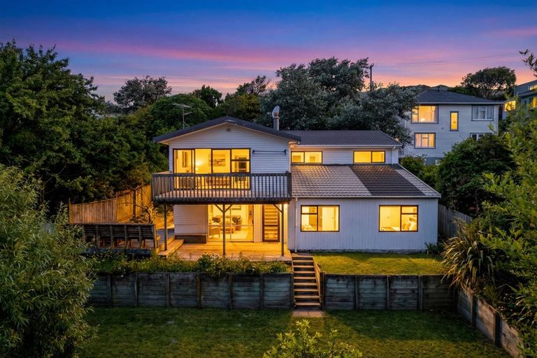 Photo of property in 57 Handyside Street, Tawa, Wellington, 5028