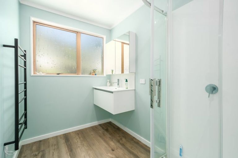 Photo of property in 11 Bogle Grove, Stokes Valley, Lower Hutt, 5019