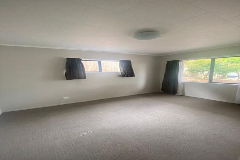 Photo of property in 21 Hakea Place, Totara Heights, Auckland, 2105