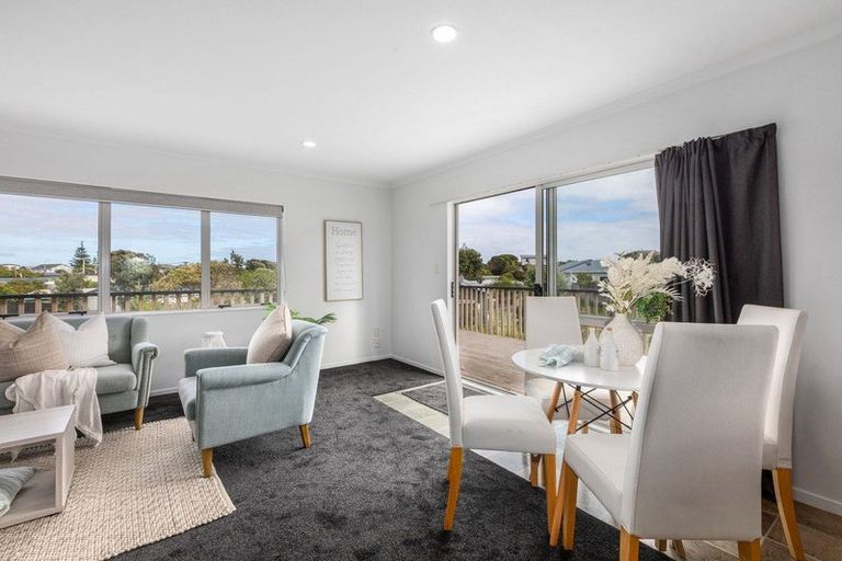 Photo of property in 16a Karaka Street, Otaki Beach, Otaki, 5512