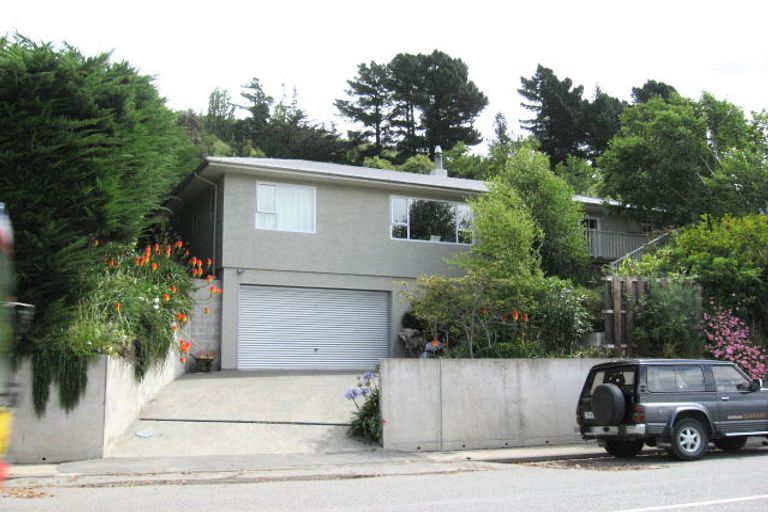 Photo of property in 121 Port Hills Road, Heathcote Valley, Christchurch, 8022