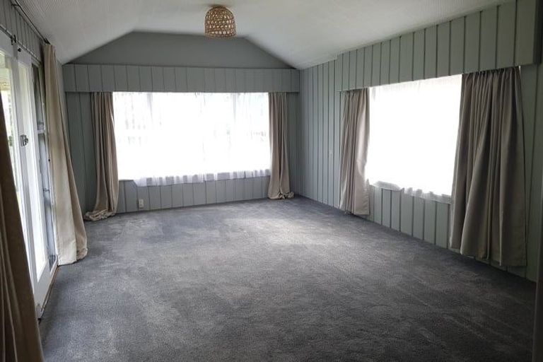 Photo of property in 11 Bell Street, Otaki, 5512