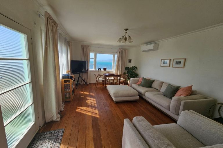 Photo of property in 20 Ocean Parade, Pukerua Bay, 5026