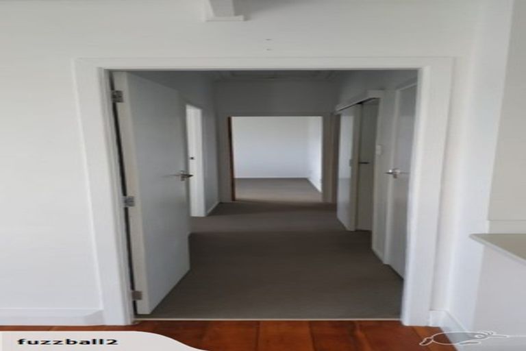 Photo of property in 57-59 Seaview Road, Paremata, Porirua, 5024