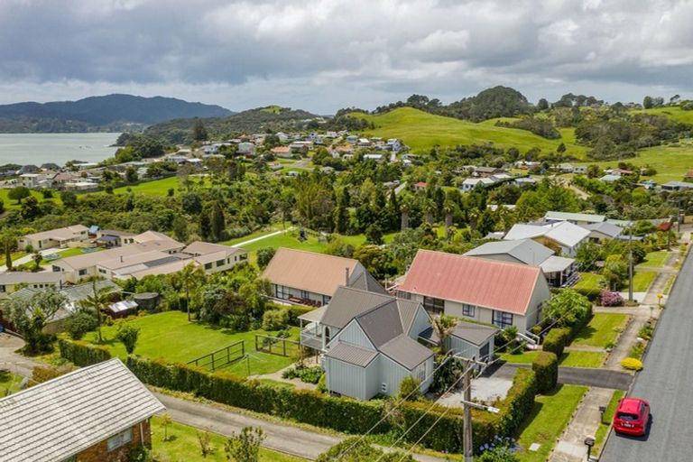 Photo of property in 16 Berghan Road, Coopers Beach, 0420