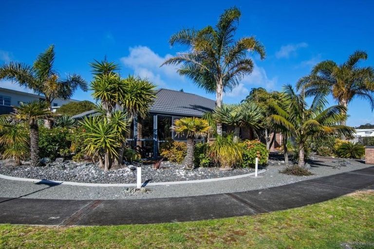 Photo of property in 35 Ata-mahina Way, Ruakaka, 0116