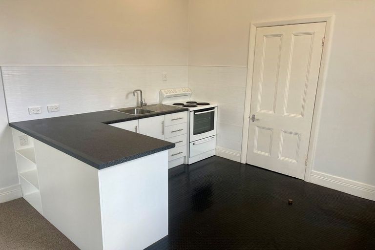 Photo of property in 16 Kawerau Avenue, Devonport, Auckland, 0624