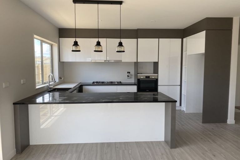 Photo of property in 5 Darley Way, Papakura, 2110