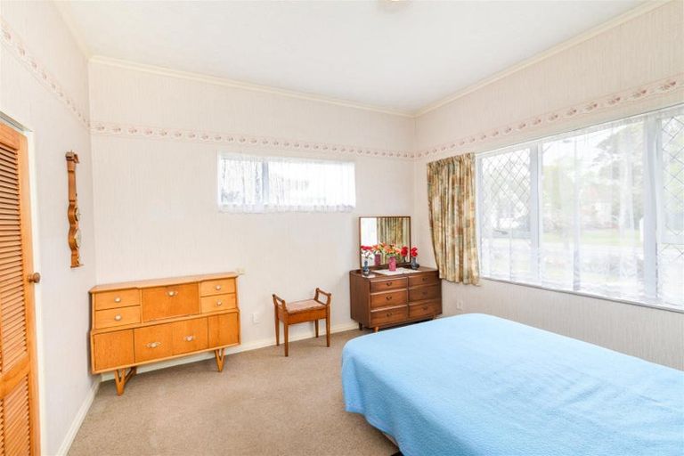 Photo of property in 201 Bridge Street, Bulls, 4818