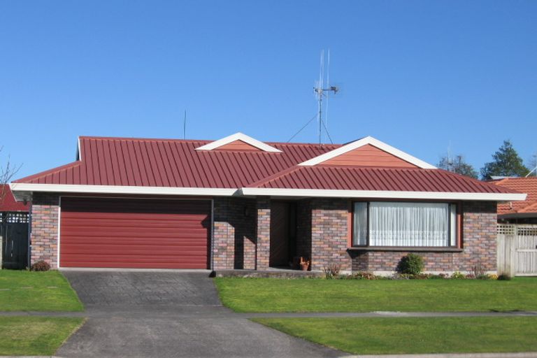 Photo of property in 71 Endeavour Avenue, Flagstaff, Hamilton, 3210