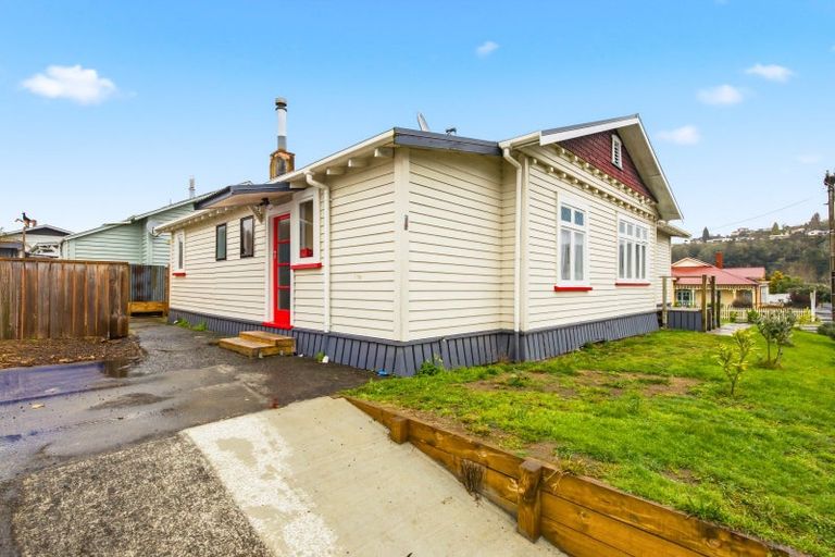 Photo of property in 9 Miriama Street, Taumarunui, 3920