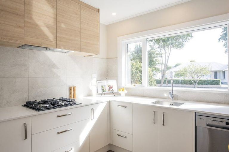 Photo of property in 50 Raxworthy Street, Ilam, Christchurch, 8041