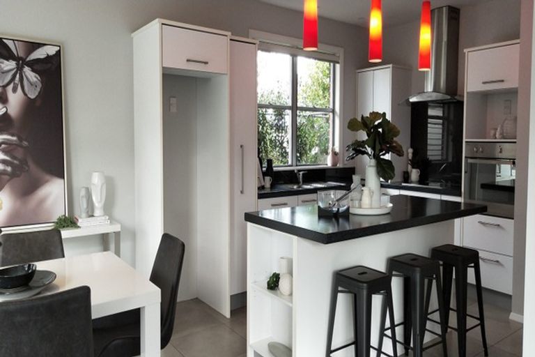 Photo of property in 26 Ihle Street, Terrace End, Palmerston North, 4410