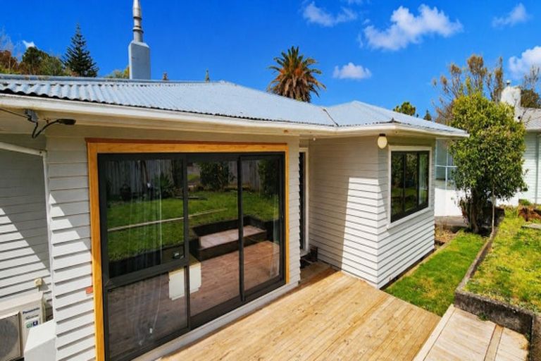 Photo of property in 30 Elizabeth Place, Ferndale, New Plymouth, 4310