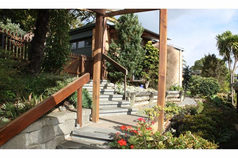 Photo of property in 11 Bush Haven Drive, Te Kamo, Whangarei, 0112