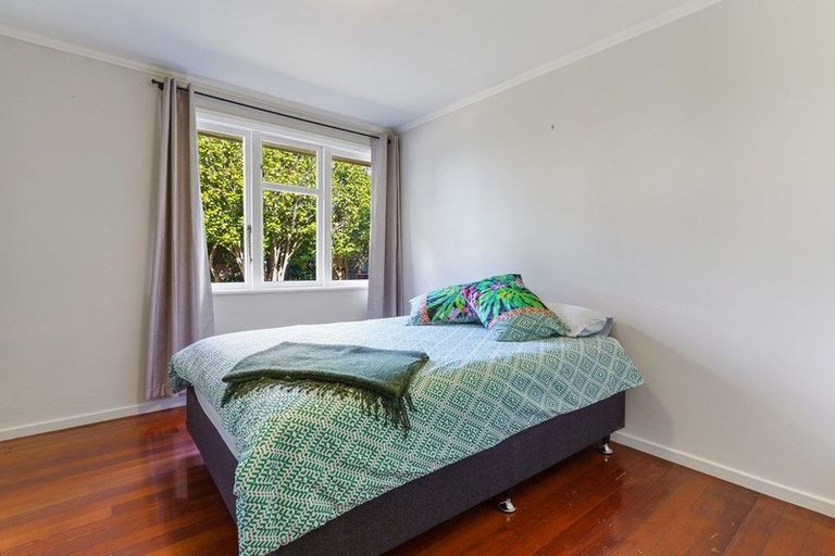 Photo of property in 1 Manapau Street, Meadowbank, Auckland, 1072