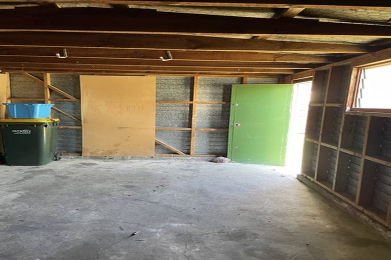 Photo of property in 41 Norton Park Avenue, Fairfield, Lower Hutt, 5011