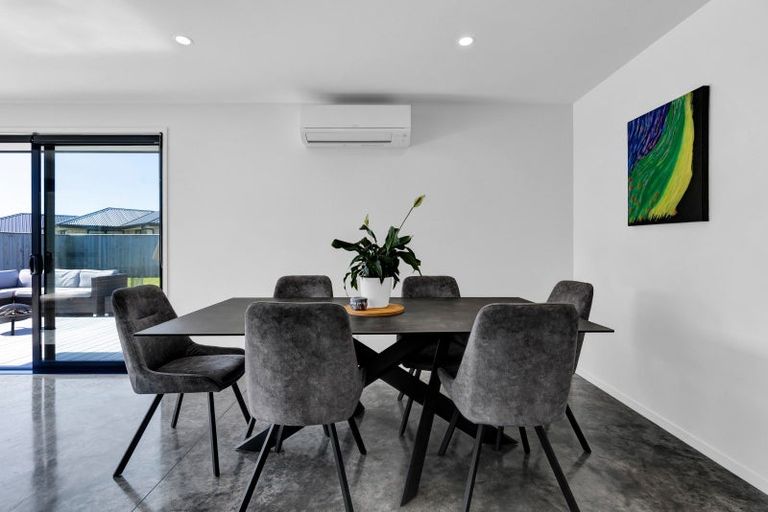 Photo of property in 44 Aratapu Street, Waitara, 4320