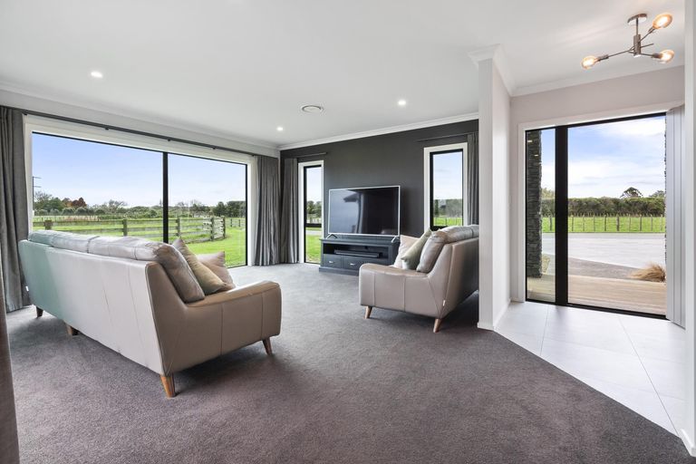 Photo of property in 170 Shirriffs Road, Awapuni, Palmerston North, 4412