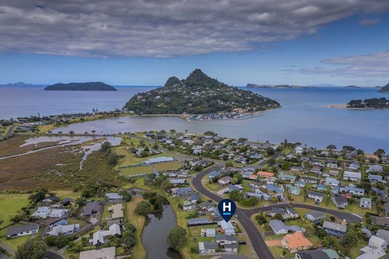 Photo of property in 28 Cory Wright Drive, Tairua, 3508