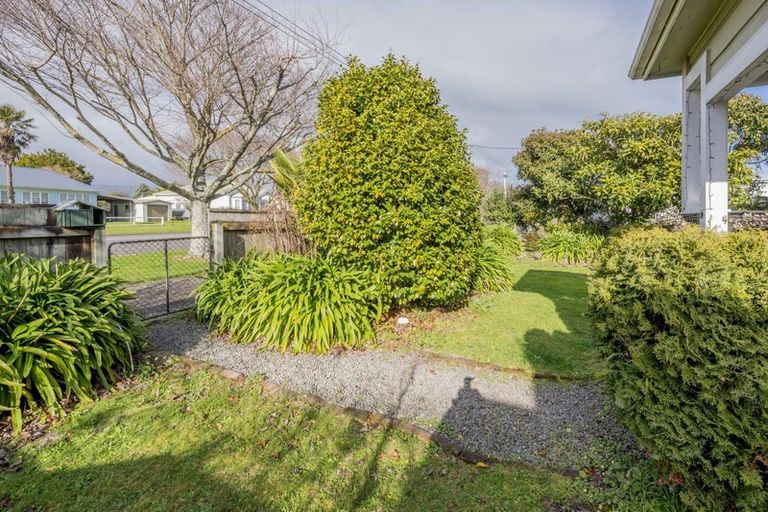 Photo of property in 163 Cambridge Street, Levin, 5510