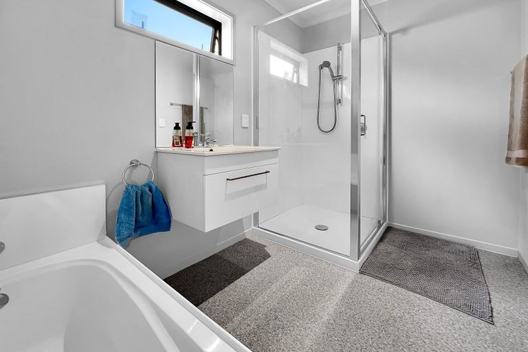 Photo of property in 71 Kaimoana Street, Weymouth, Auckland, 2103