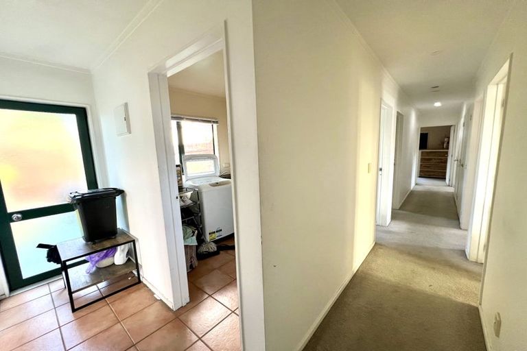 Photo of property in 33b Koromiko Street, New Lynn, Auckland, 0600