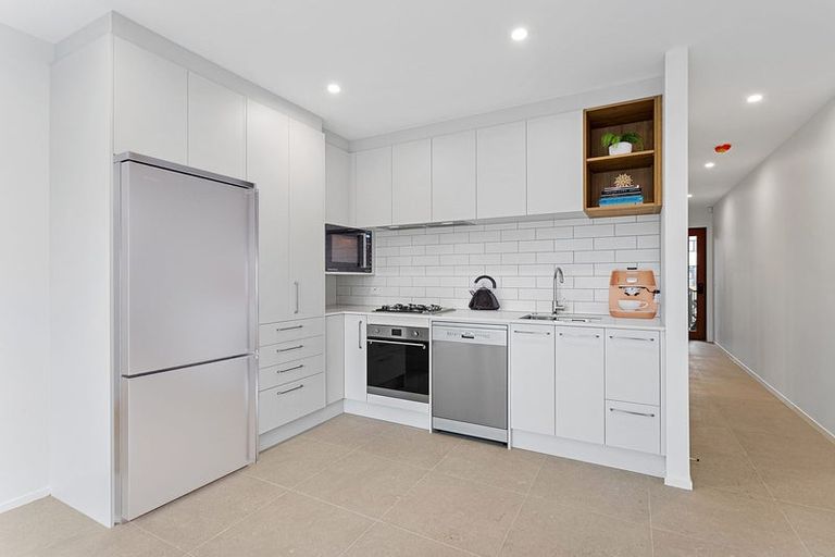 Photo of property in 108 Te Napi Drive, Takanini, Auckland, 2112