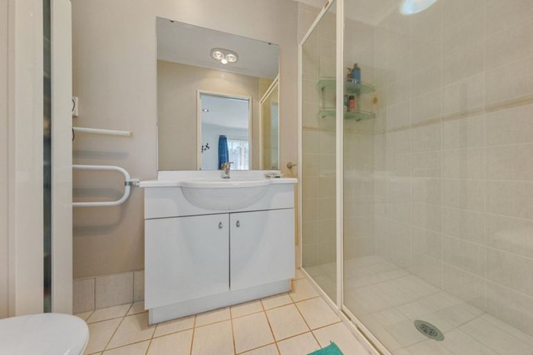 Photo of property in 129 Guys Road, East Tamaki, Auckland, 2013