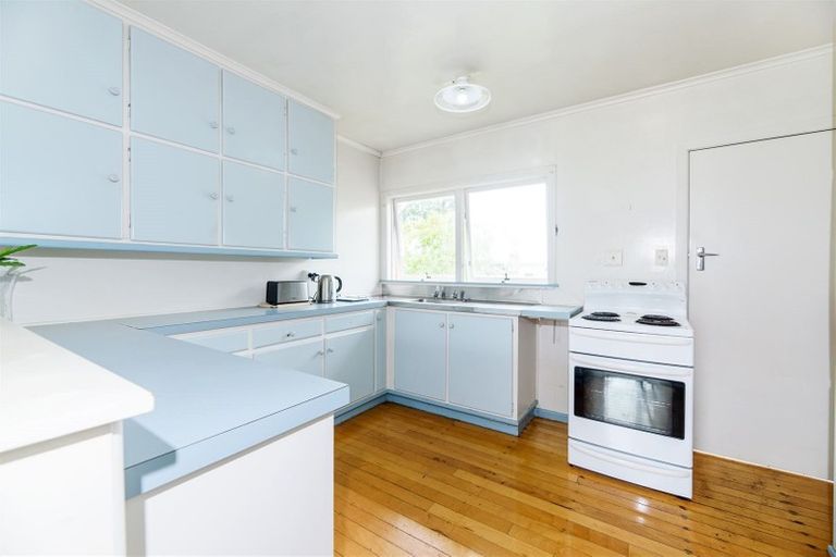 Photo of property in 2/49 Corunna Road, Milford, Auckland, 0620