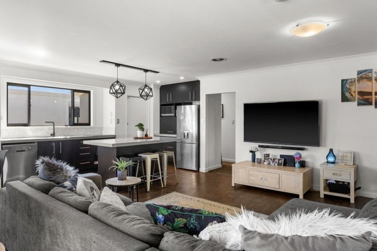 Photo of property in 402 Main North Road, Bay View, Napier, 4104