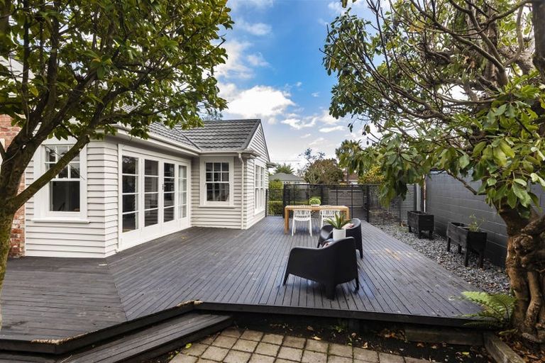 Photo of property in 112 Watford Street, Strowan, Christchurch, 8052