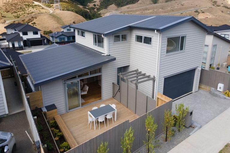 Photo of property in 69 Atherton Terrace, Churton Park, 6037