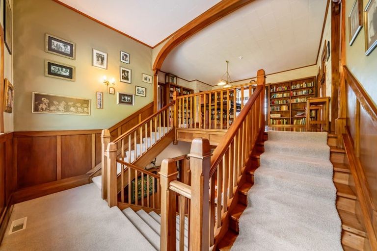 Photo of property in 39 Wairere Road, Belmont, Lower Hutt, 5010