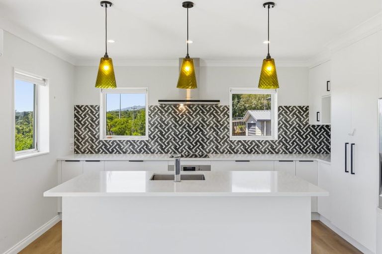 Photo of property in 1 Te Naihi Place, Paraparaumu, 5032