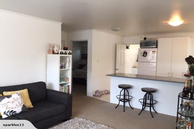 Photo of property in 59 East Coast Road, Castor Bay, Auckland, 0620