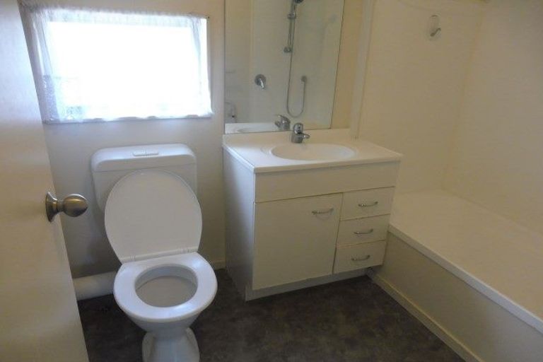 Photo of property in 14c Jones Crescent, Melville, Hamilton, 3206