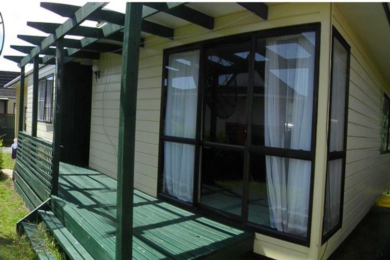 Photo of property in 3/6 Mimosa Place, Half Moon Bay, Auckland, 2012