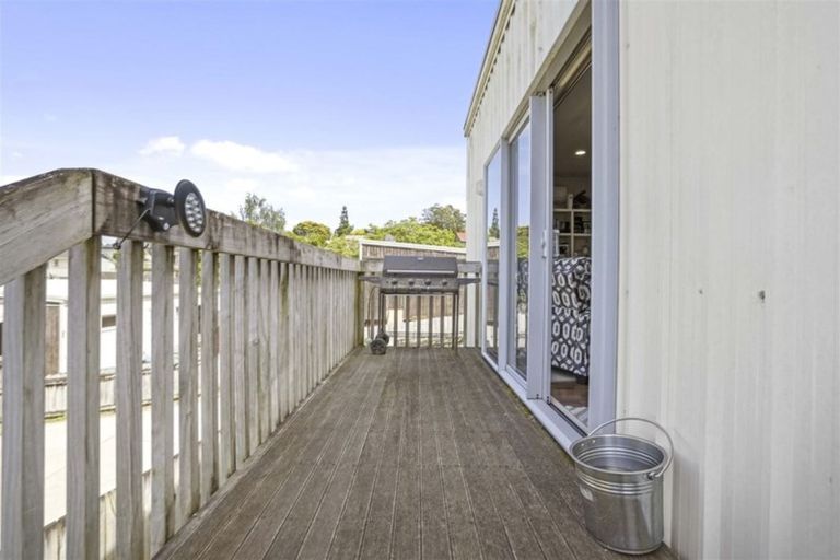 Photo of property in 15a Carey Street, Maeroa, Hamilton, 3200