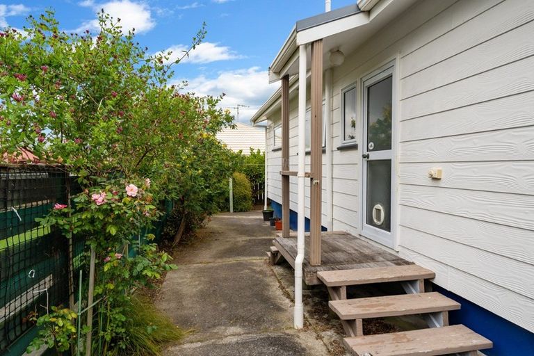 Photo of property in 1 Beachwater Grove, Paraparaumu Beach, Paraparaumu, 5032