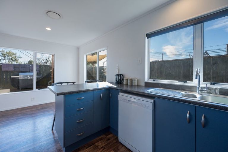 Photo of property in 11e Lemari Avenue, Stoke, Nelson, 7011