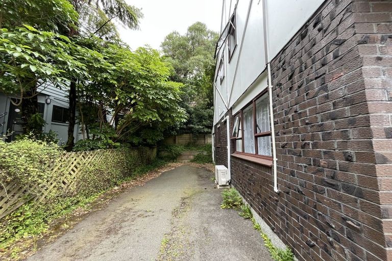 Photo of property in 10/75 Delhi Crescent, Khandallah, Wellington, 6035