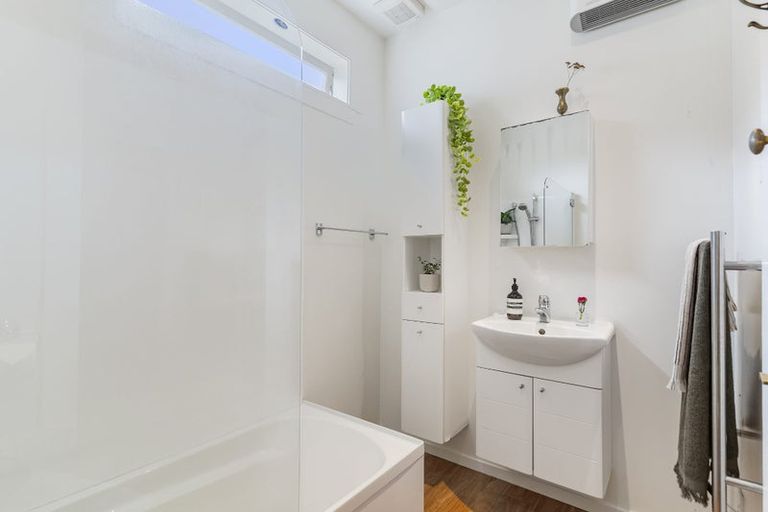 Photo of property in 173 Lake Road, Belmont, Auckland, 0622