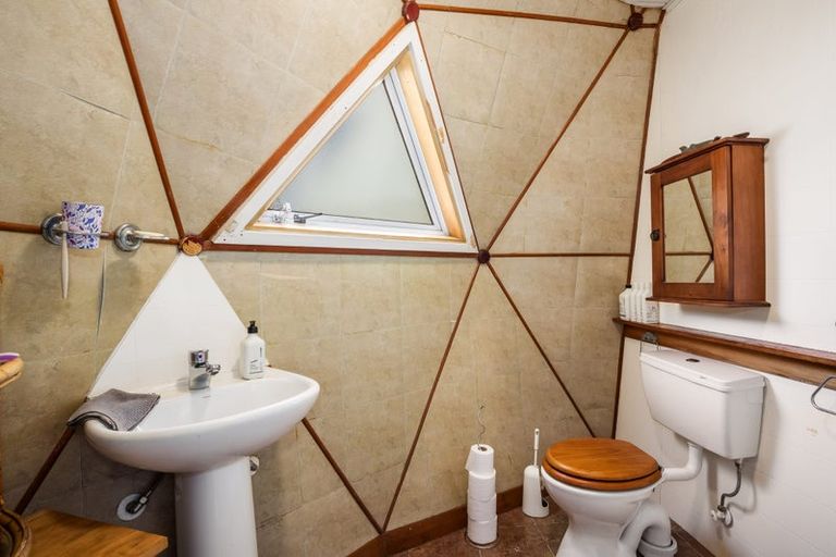 Photo of property in 14 Tremaine Place, Camborne, Porirua, 5026