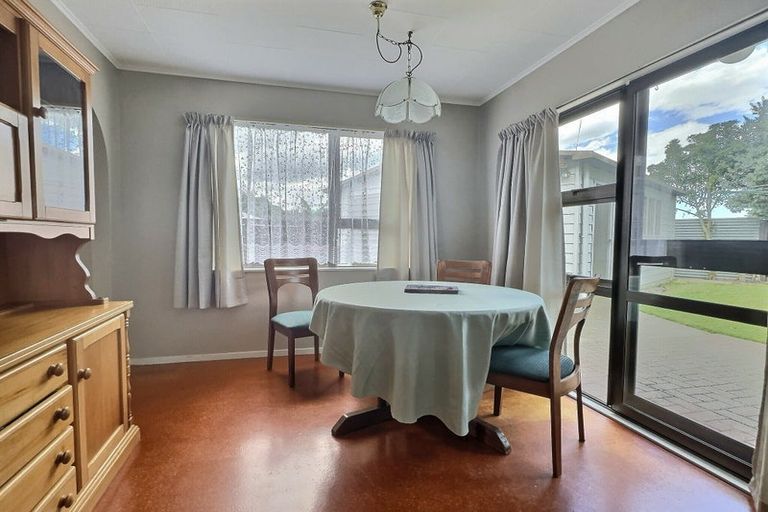 Photo of property in 6 Selkirk Street, Tamatea, Napier, 4112