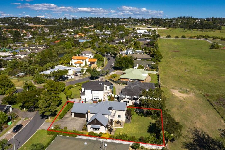 Photo of property in 4 Monkton Close, Greenhithe, Auckland, 0632