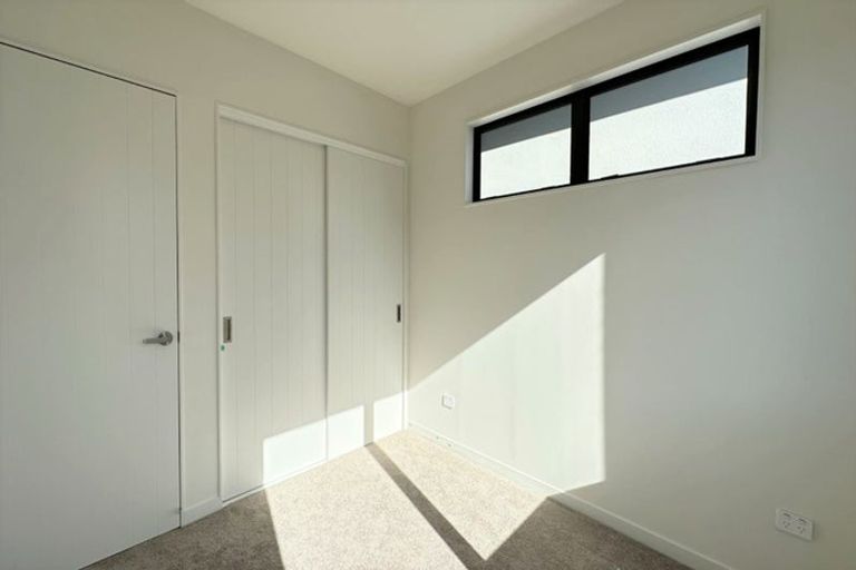 Photo of property in 3 Porowha Road, Westgate, Auckland, 0814